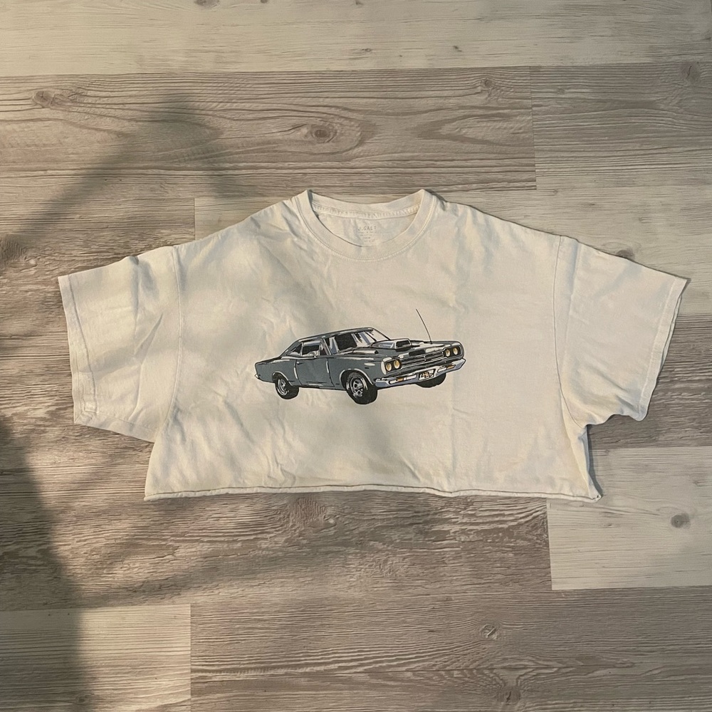 Brandy Melville Penelope White Motor Show Cropped Tee